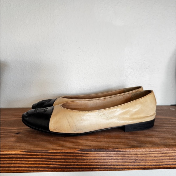 Auth Chanel Two Tone Ballet Flat Size 8 - Picture 2 of 7